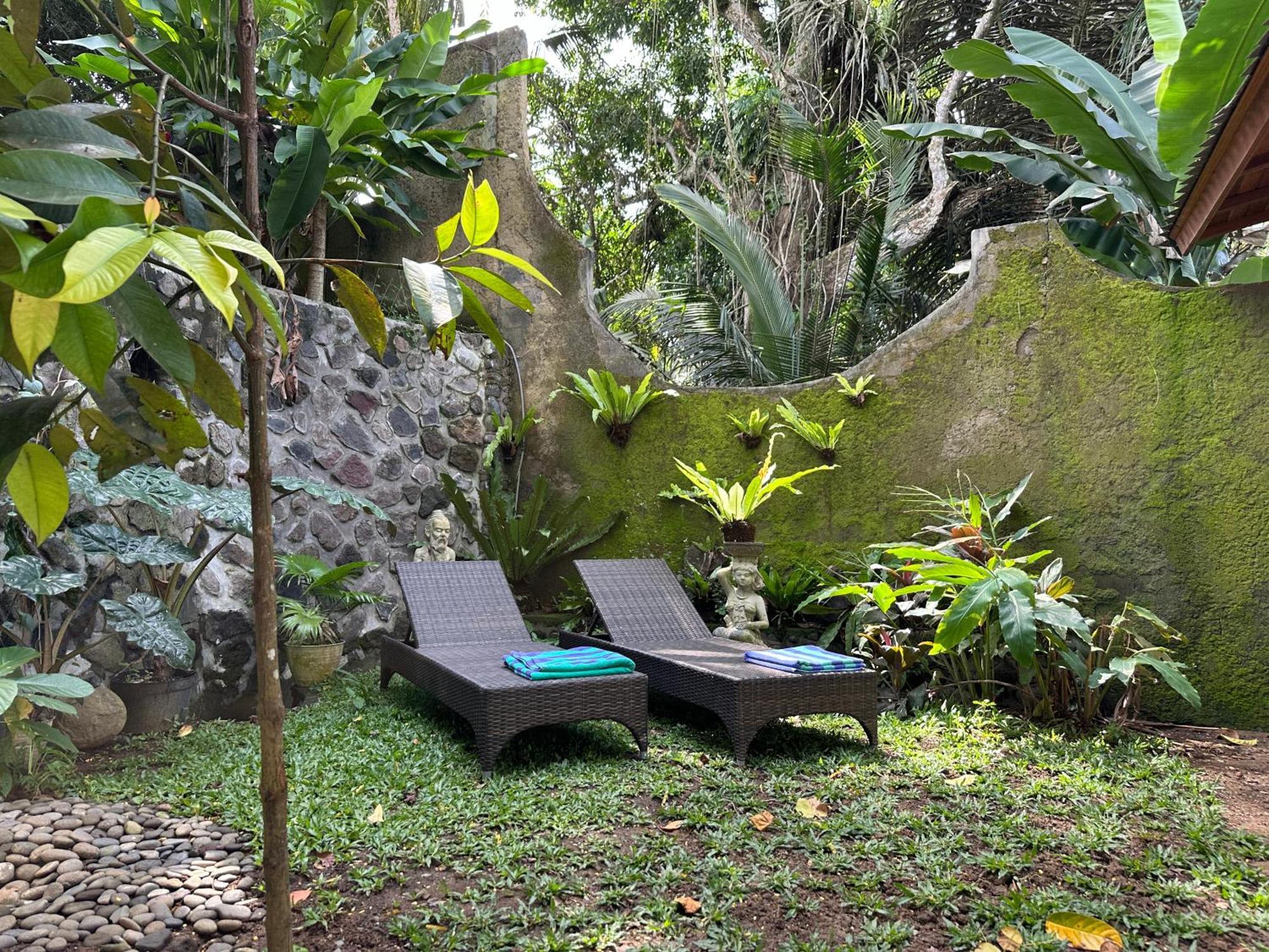 Tirta Asri Ubud Villa Δωμάτιο φωτογραφία